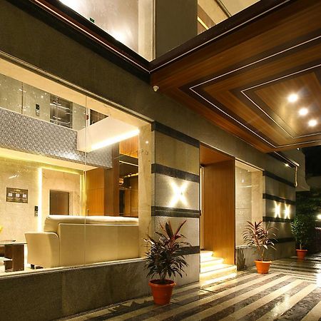 Mumbai House Luxury Apartments Santacruz East, Mumbai Eksteriør bilde