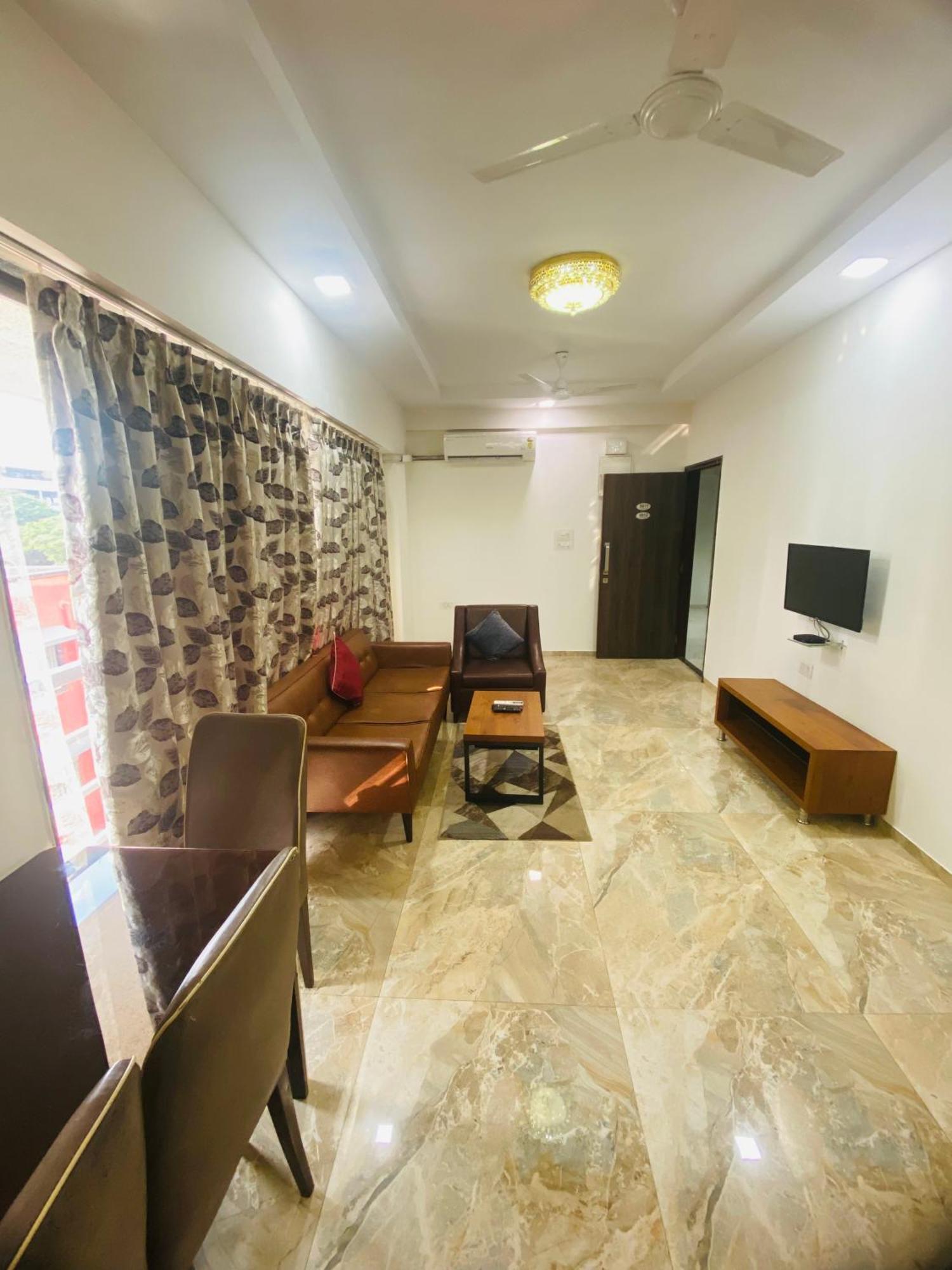 Mumbai House Luxury Apartments Santacruz East, Mumbai Eksteriør bilde