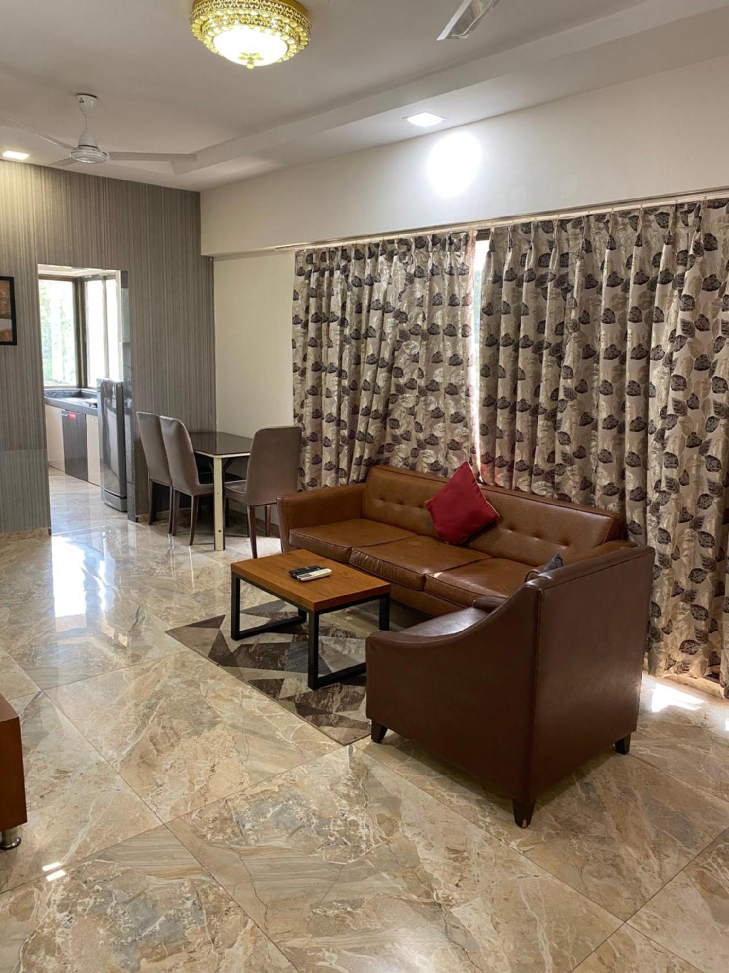 Mumbai House Luxury Apartments Santacruz East, Mumbai Eksteriør bilde