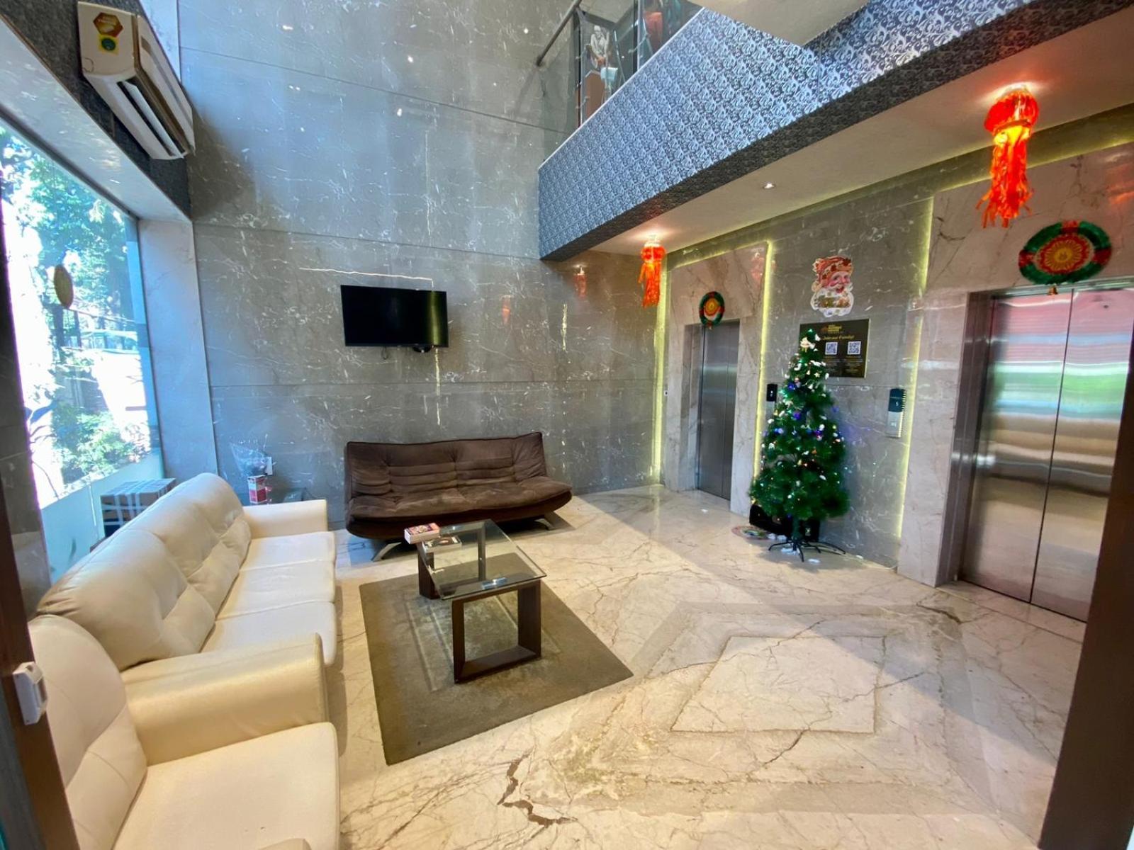 Mumbai House Luxury Apartments Santacruz East, Mumbai Eksteriør bilde
