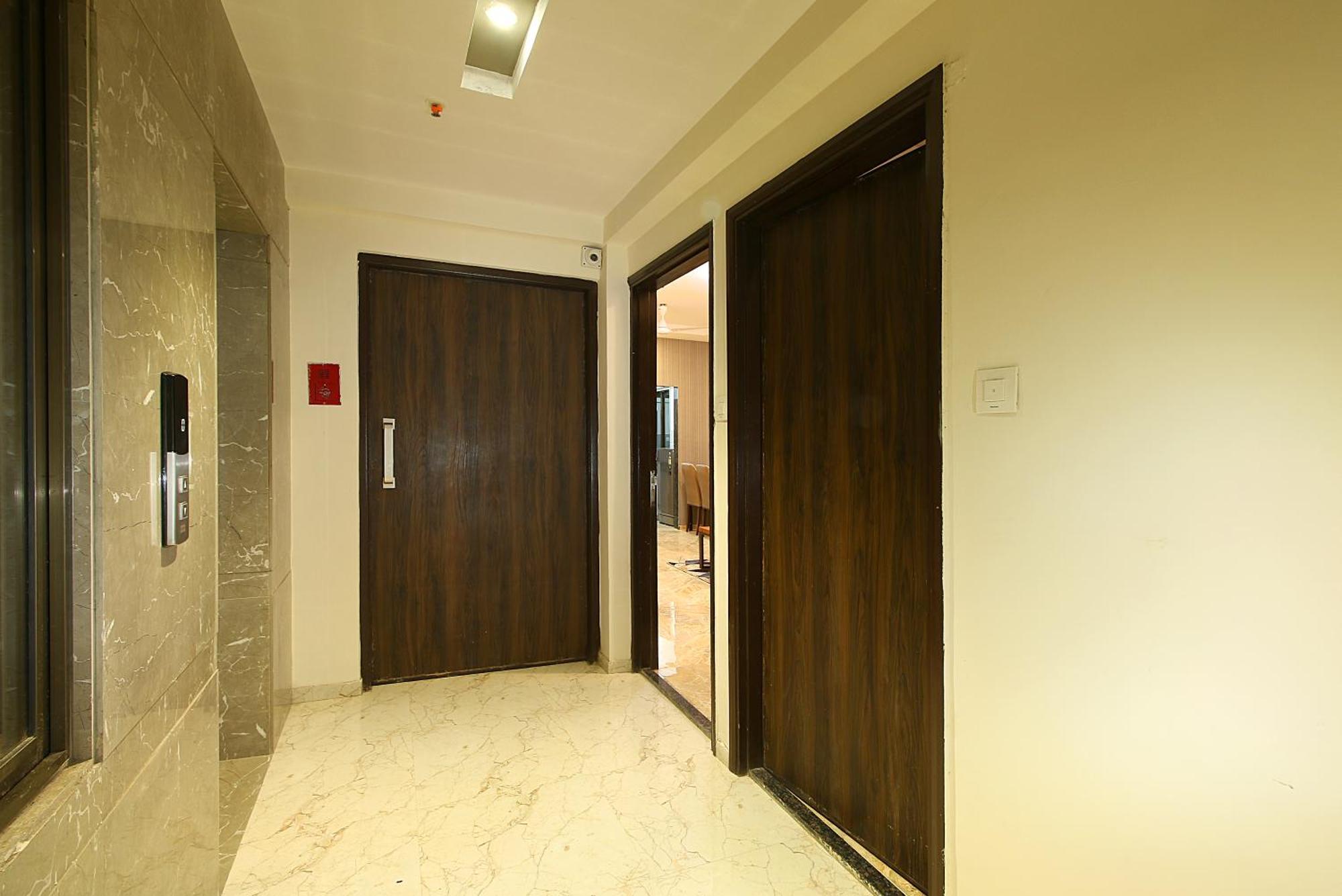 Mumbai House Luxury Apartments Santacruz East, Mumbai Eksteriør bilde