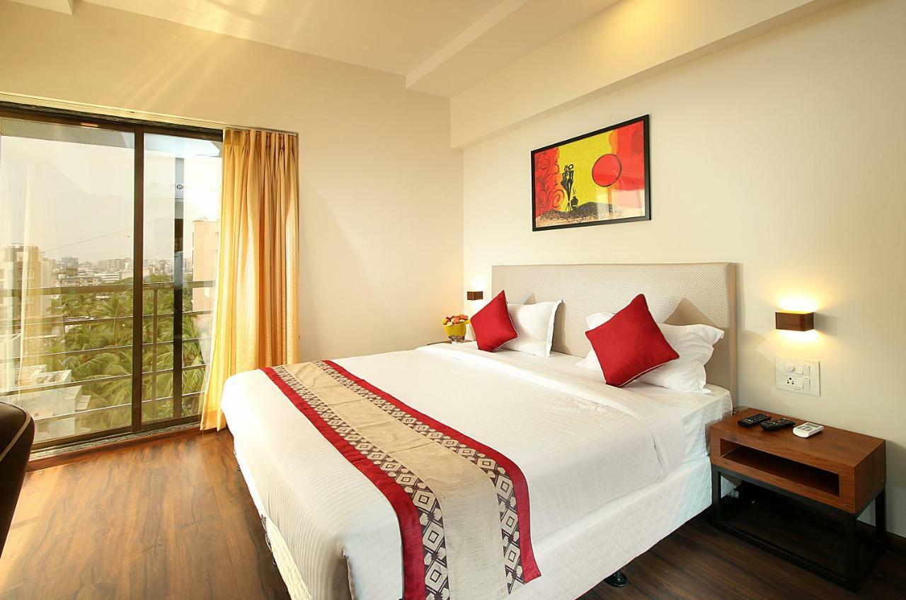 Mumbai House Luxury Apartments Santacruz East, Mumbai Eksteriør bilde