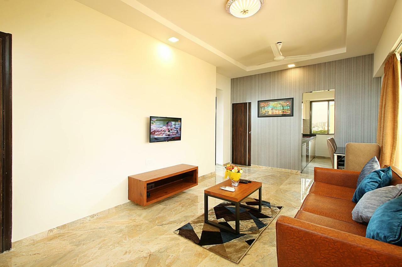 Mumbai House Luxury Apartments Santacruz East, Mumbai Eksteriør bilde